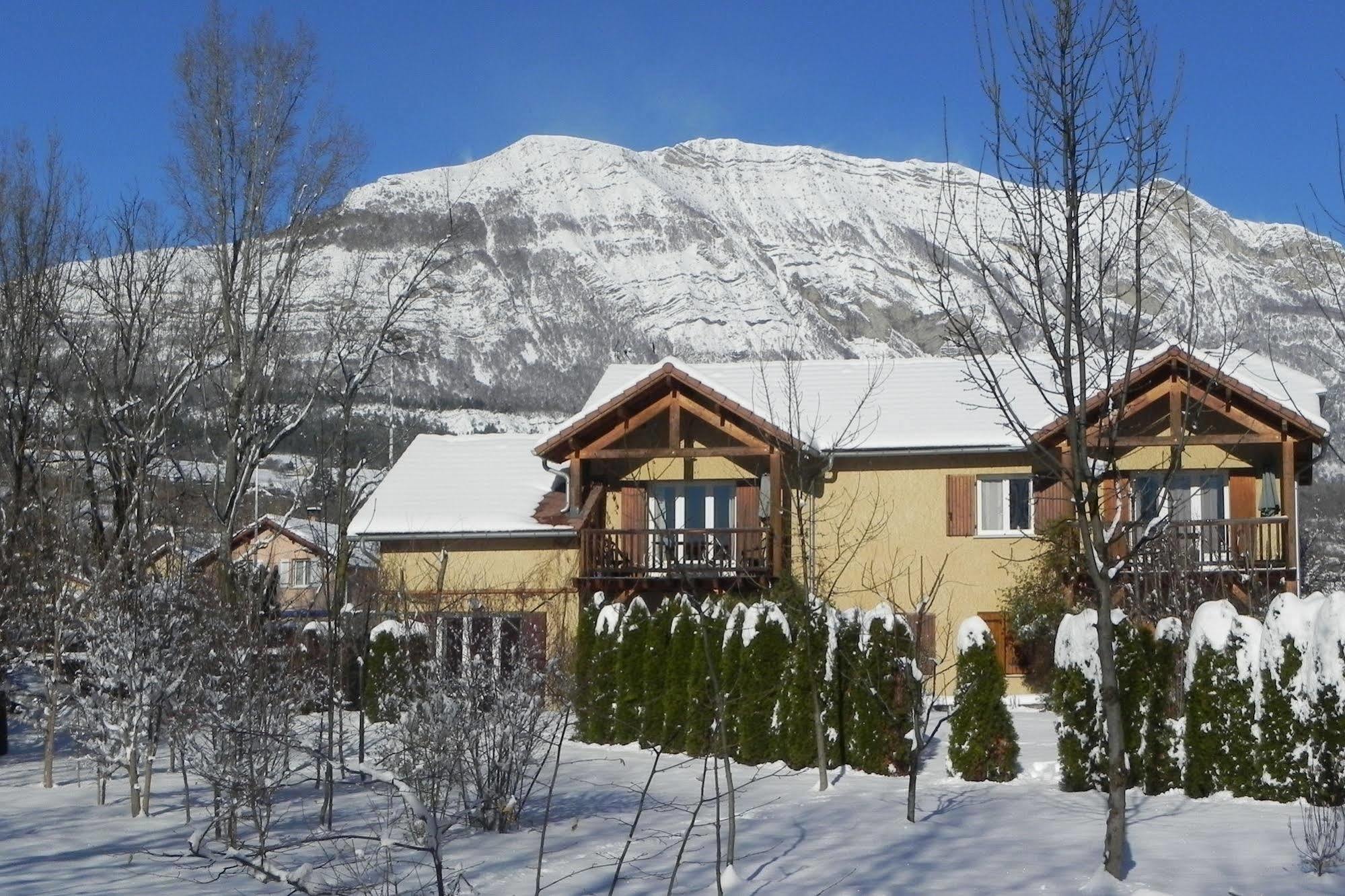 A La Petite Maison Gap Exterior foto